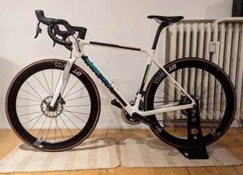 Brugt Canyon Ultimate CF SLX 8 Disc LTD 2022 2022 Road & Gravel — billede 2 af 11