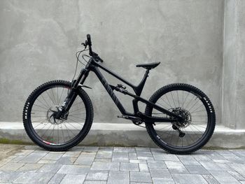Canyon Spectral 29 CF 8 2022 2022 Mountainbike usato, Nero — immagine 2 di 8
