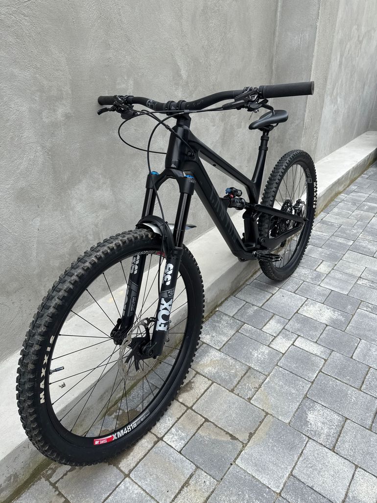 Canyon Spectral 29 CF 8 2022 2022 Mountainbike usato, Nero — immagine 4 di 8