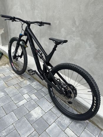 Canyon Spectral 29 CF 8 2022 2022 Mountainbike usato, Nero — immagine 3 di 8