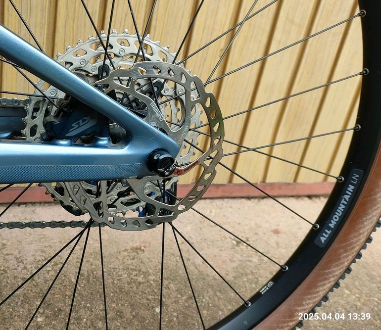 Used Canyon Lux Trail 2024 Mountainbike, Light Gray — image 6 of 9