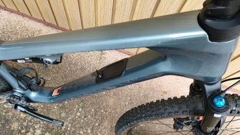 Used Canyon Lux Trail 2024 Mountainbike, Light Gray — image 9 of 9