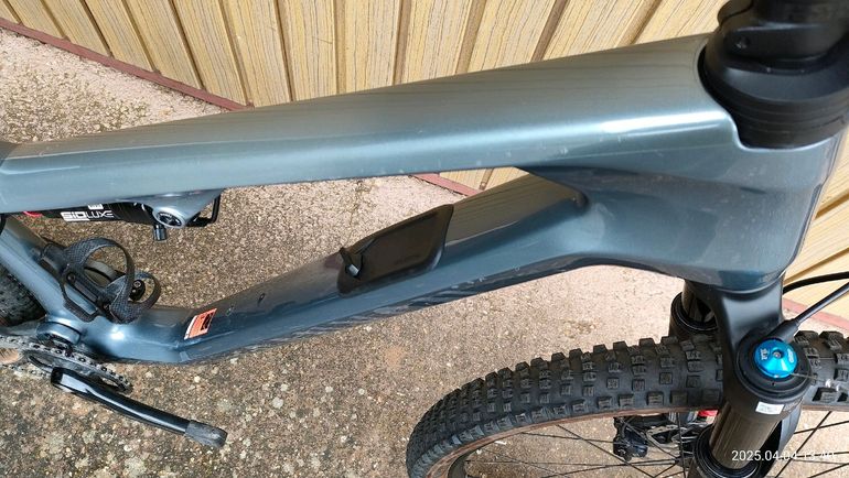 Used Canyon Lux Trail 2024 Mountainbike, Light Gray — image 9 of 9