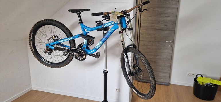 Used Commencal VIP SRAM X0 2015 Mountainbike, Blue — image 1 of 11