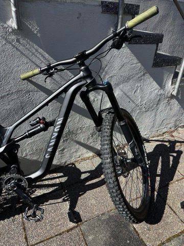 Used Canyon Spectral 6 2021 2021 Mountainbike, Black, 27.5 — image 2 of 16