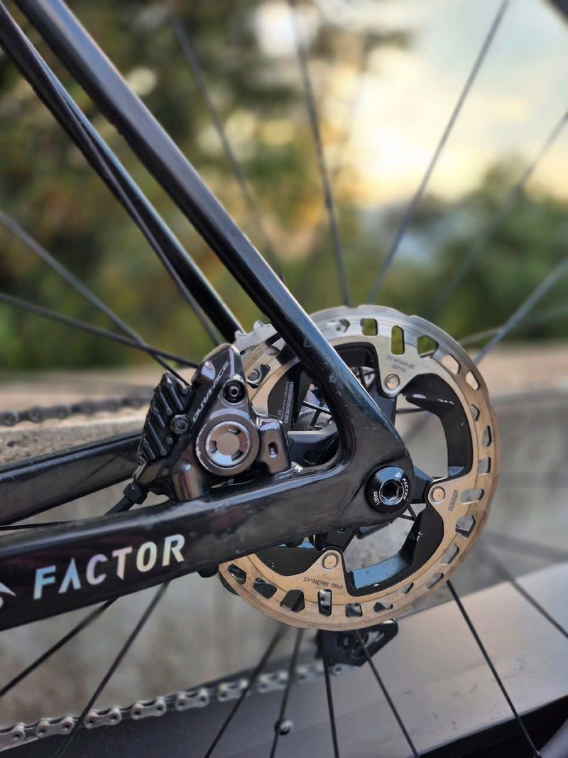 Used Factor Ostro Shimano Dura Ace Di2 2023 Road & Gravel, Black — image 6 of 15