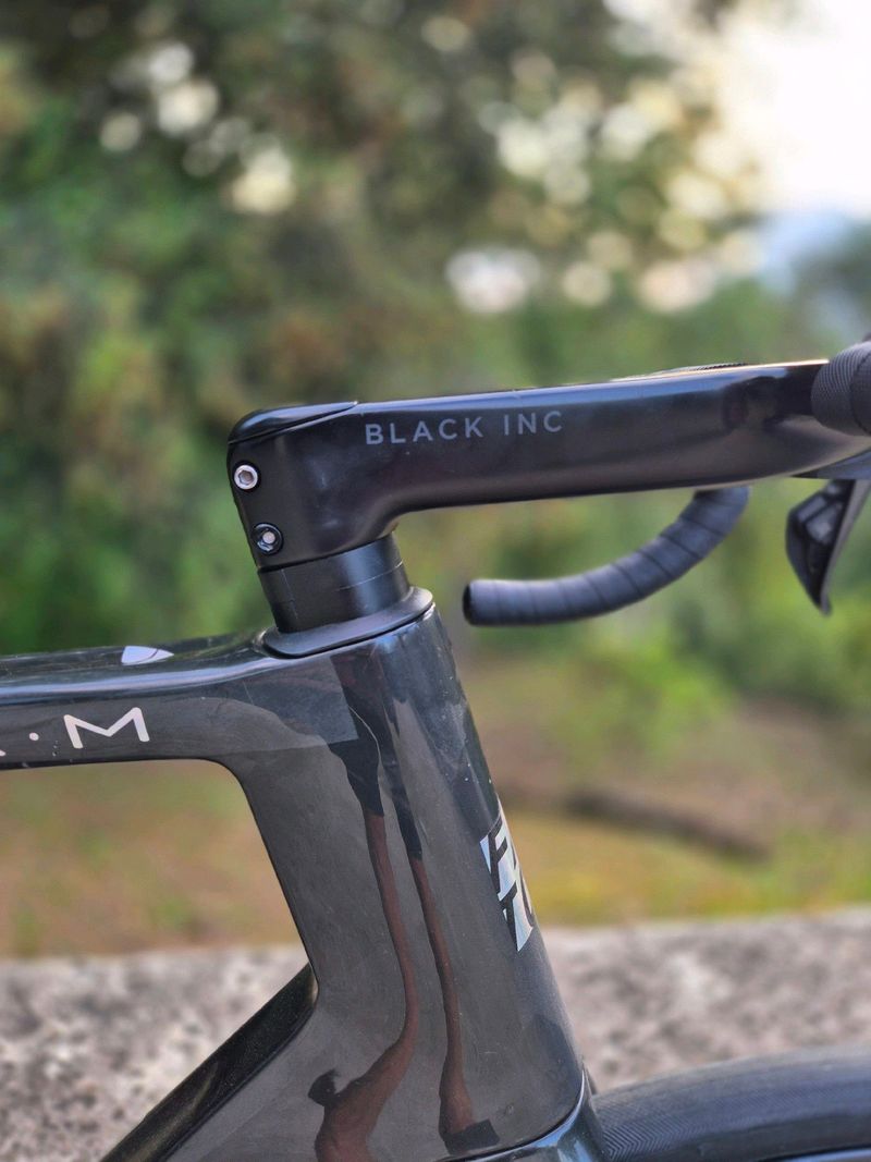 Used Factor Ostro Shimano Dura Ace Di2 2023 Road & Gravel, Black — image 3 of 15