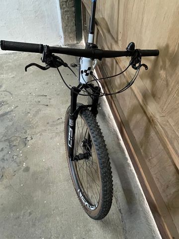 Gebrauchtes CUBE AMS ZERO99 C:68X SL 29 2024 2024 Mountainbike, Weiß, 29 — Bild 2 von 5