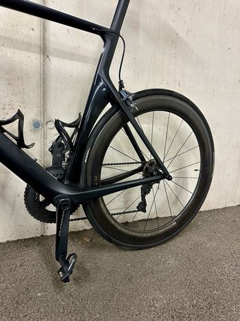 Gebrauchtes Canyon Aeroad CF SLX 2024 Road & Gravel, Schwarz — Bild 4 von 5