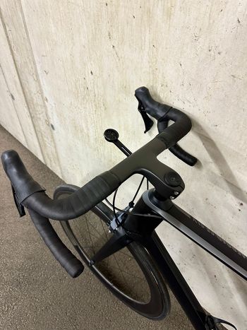 Gebrauchtes Canyon Aeroad CF SLX 2024 Road & Gravel, Schwarz — Bild 5 von 5