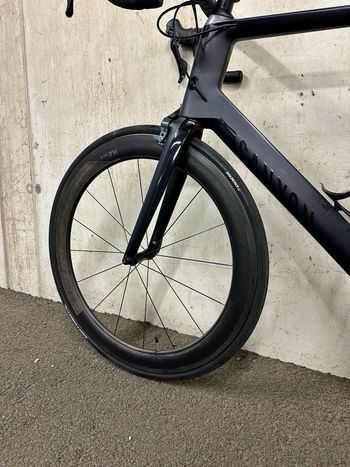 Gebrauchtes Canyon Aeroad CF SLX 2024 Road & Gravel, Schwarz — Bild 3 von 5