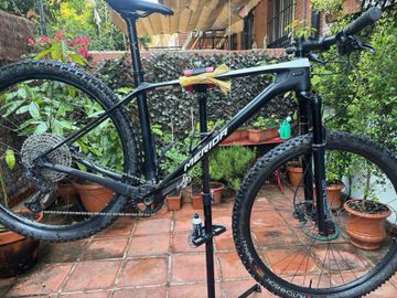 Used Merida BIG.NINE 3000 2023 2023 Mountainbike, Black, 29 — image 1 of 12