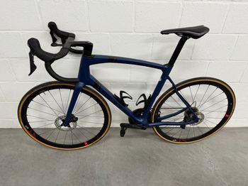 Used Eddy Merckx EM525 Custom 2022 Shimano Ultegra 2 * 11 Mech 2022 Road & Gravel — image 3 of 7
