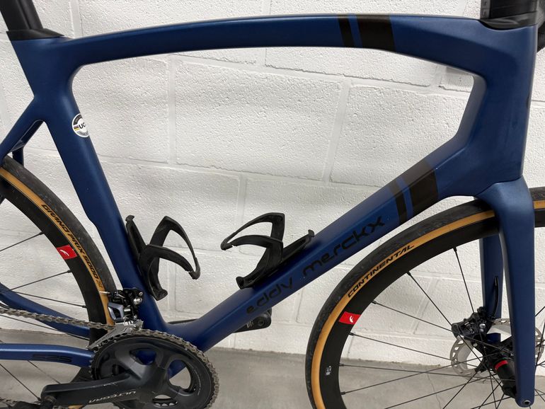 Used Eddy Merckx EM525 Custom 2022 Shimano Ultegra 2 * 11 Mech 2022 Road & Gravel — image 4 of 7