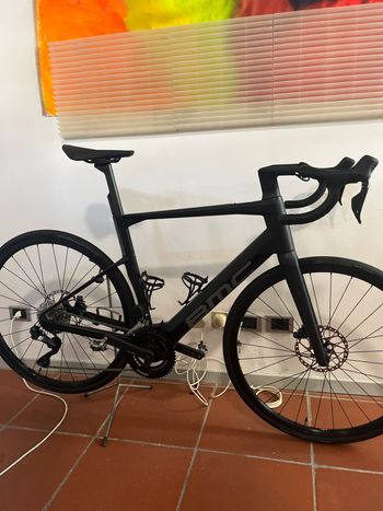 BMC Roadmachine 01 AMP THREE 2024 2024 Road & Gravel d'occasion