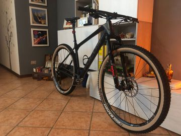Used Focus RAVEN 8.8 2019 2019 Mountainbike, Black, 29 — image 1 of 11