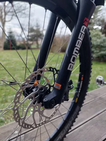Gebrauchtes Santa Cruz Heckler 2005 Mountainbike, Schwarz — Bild 2 von 5