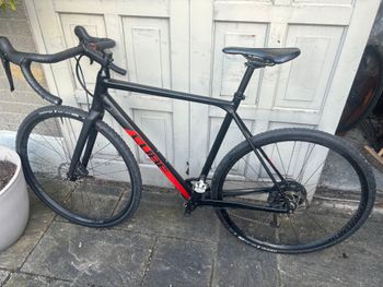 Gebrauchtes CUBE Cross Race 2021 2021 Road & Gravel, Schwarz — Bild 2 von 4