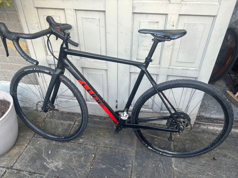 Gebrauchtes CUBE Cross Race 2021 2021 Road & Gravel, Schwarz — Bild 2 von 4
