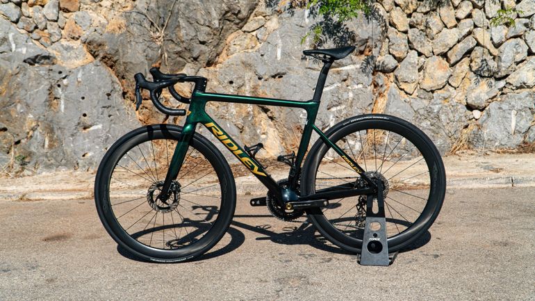 Used Ridley Falcn RS Shimano Dura-Ace DI2 2x12sp 2024 Custom 2024 Road & Gravel, Green — image 2 of 21