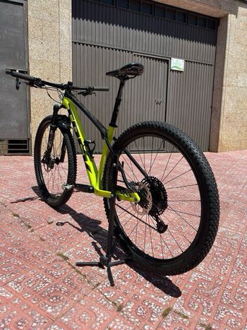 Gebrauchtes Trek Procaliber 9.6 2023 2023 Mountainbike, Grün, 29 — Bild 2 von 12