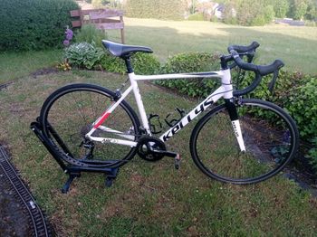 Used Kellys ARC30 2022 Road & Gravel, White — image 1 of 4