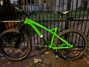 Tweedehands Lapierre EDGE 527+ 2022 Mountainbike — afbeelding 3 van 5