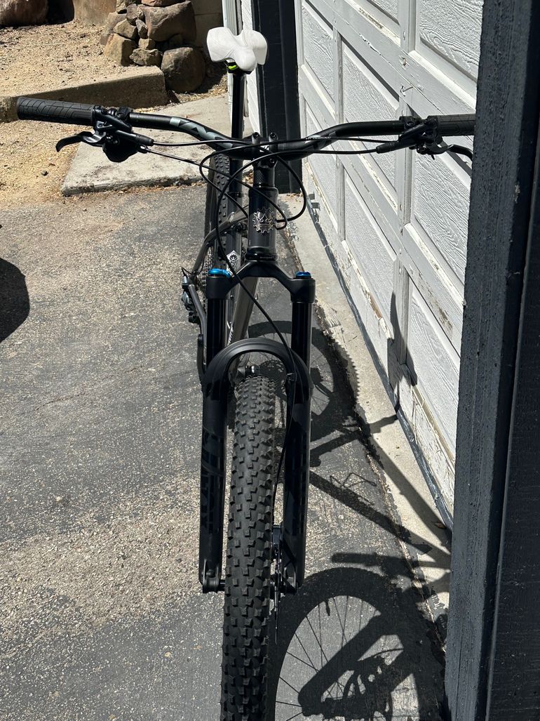 Used Stanton Stanton Custom Shimano SLX 2023 Mountainbike, Light Gray — image 3 of 9