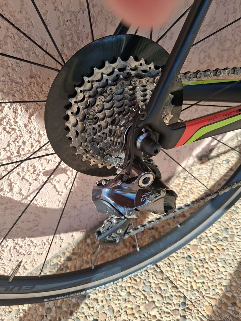 Specialized Custom Shimano Dura Ace Di2 2016 Road & Gravel d'occasion — image 2 sur 5