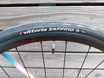 Used Trek Émonda ALR 5 2023 2023 Road & Gravel, Blue — image 6 of 9