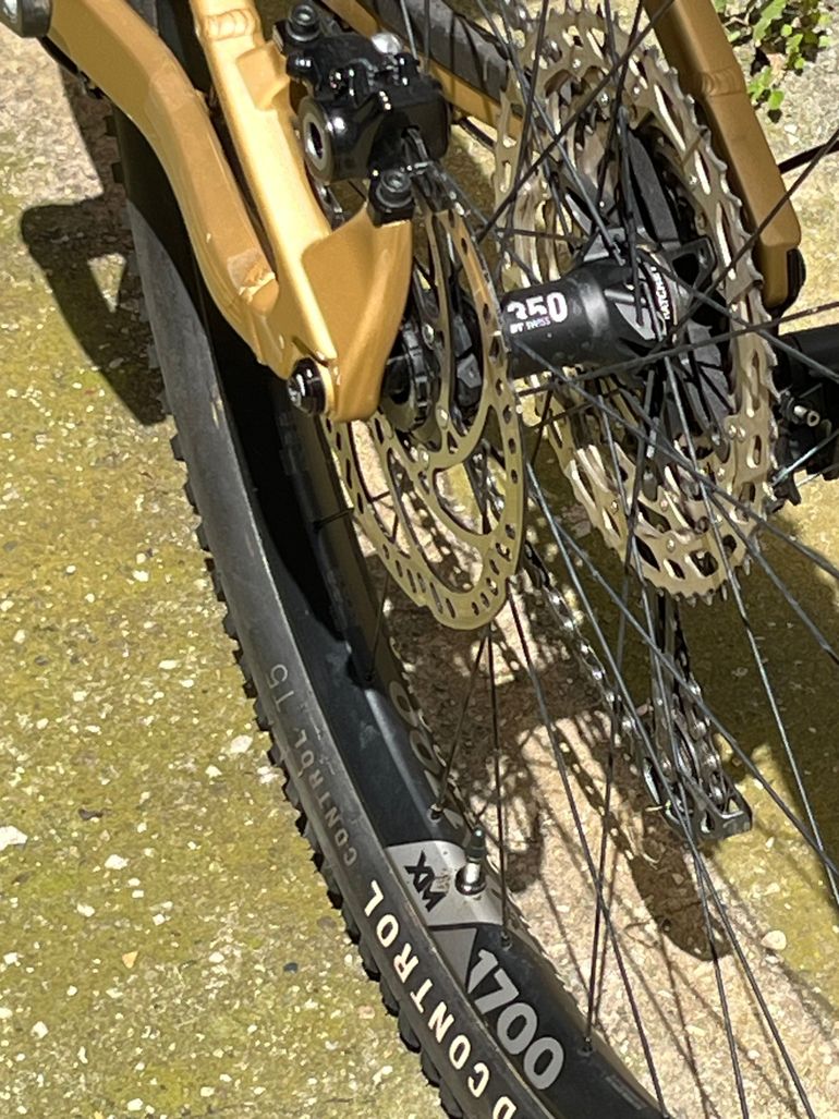 Used Orbea LAUFEY H10 2024 Mountainbike — image 8 of 9