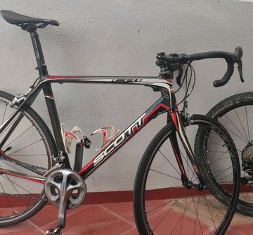 Použité Scott CR1 10 2017 2017 Road & Gravel