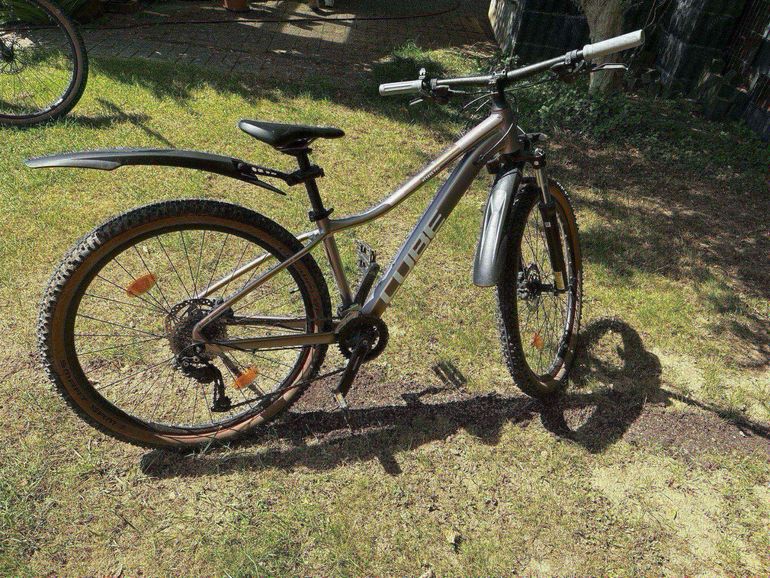 Used CUBE ACCESS WS PRO 2023 2023 Mountainbike, Purple, 27.5, 29 — image 4 of 6