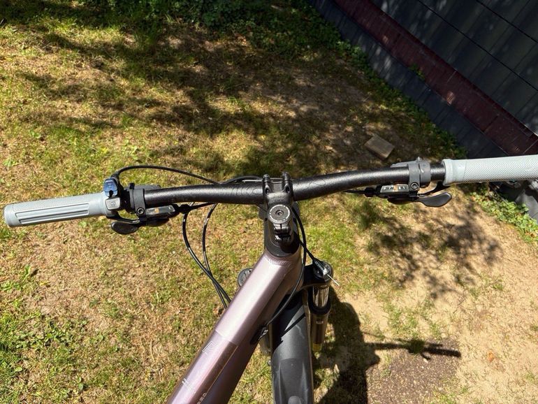 Used CUBE ACCESS WS PRO 2023 2023 Mountainbike, Purple, 27.5, 29 — image 5 of 6