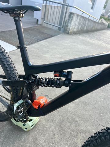 Brugt Pivot Fierbird 2020 2020 Mountainbike — billede 17 af 25