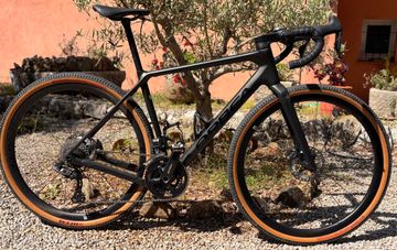 Tweedehands Orbea M20I TEAM INFINITY GREEN CBN 2023 Road & Gravel