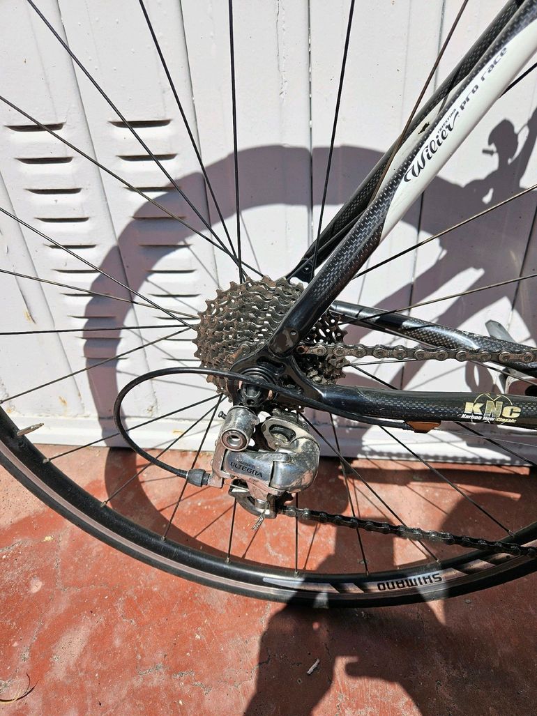 Used Wilier Izoard 2009 Road & Gravel, Nero — image 2 of 5