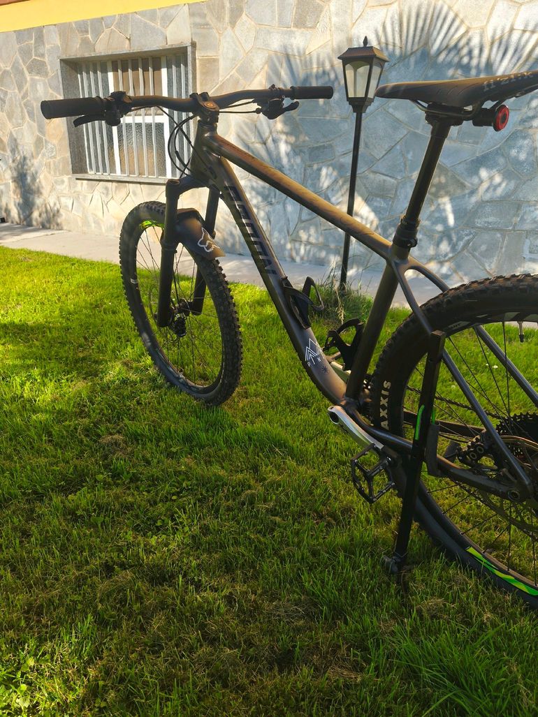 Gebrauchtes Radon Cragger Shimano Deore XT 2022 Mountainbike, Hellgrau — Bild 2 von 10