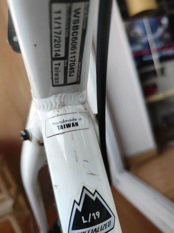 Used Specialized Pitch Sport 650b 2015 2015 Mountainbike, White, 27.5 — image 6 of 9