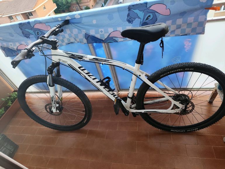 Used Specialized Pitch Sport 650b 2015 2015 Mountainbike, White, 27.5 — image 2 of 9