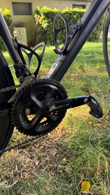 Canyon Ultimate Shimano 105 2018 Road & Gravel usato, Nero — immagine 3 di 5