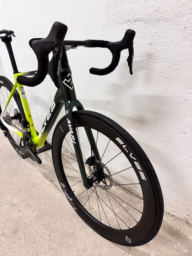 Used Elves Avari Pro Expert 2024 Road & Gravel, White — image 11 of 13