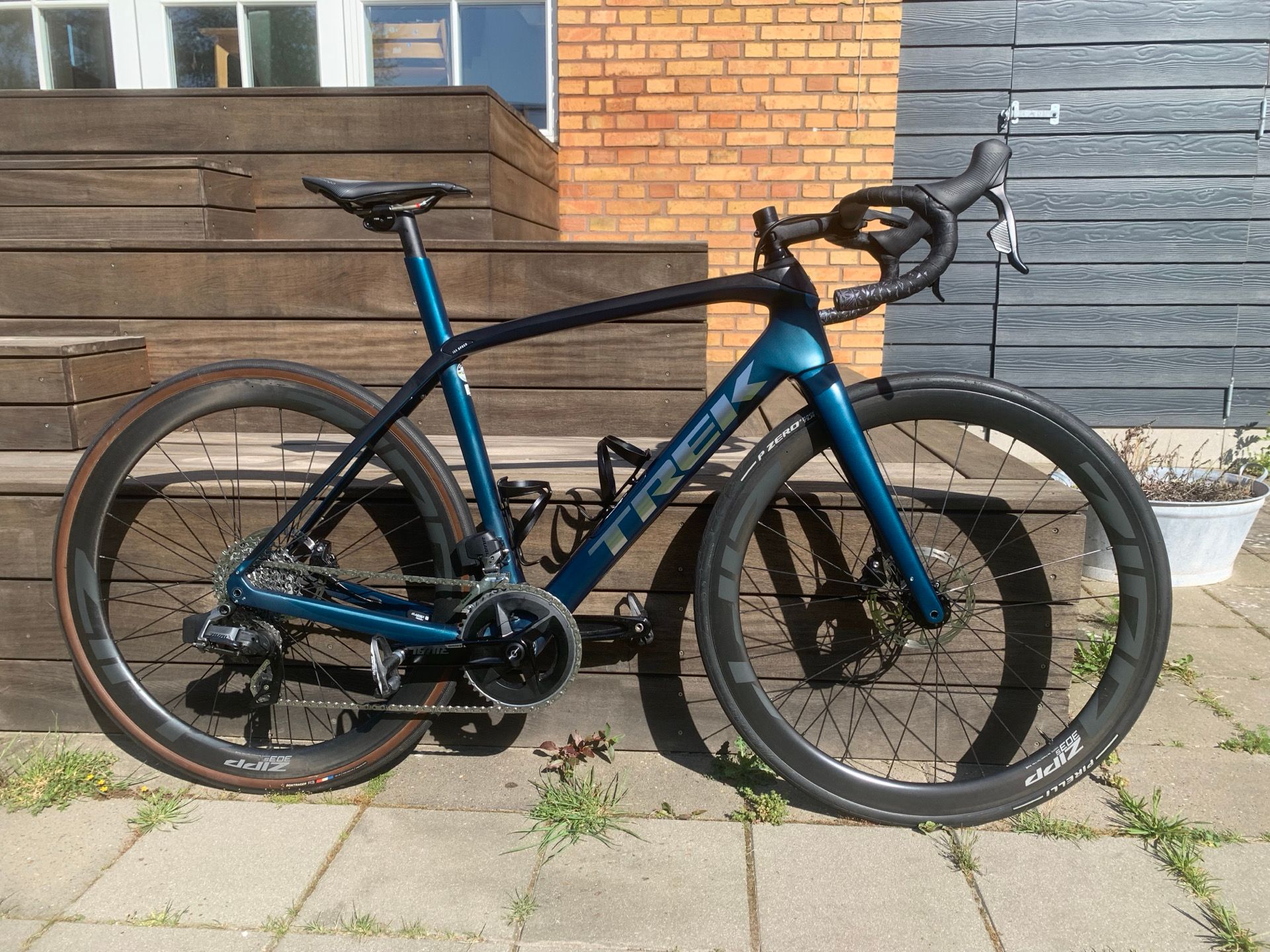 Trek Bicycle Trek Domane Sl 2022 Trek 54 Centimeter Bike Trek