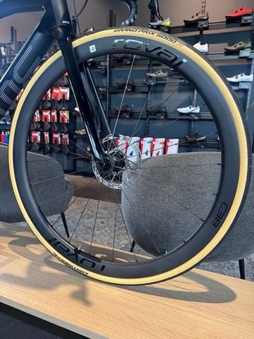 Brugt BMC Roadmachine SRAM Rival eTap AXS 2022 Road & Gravel — billede 3 af 8