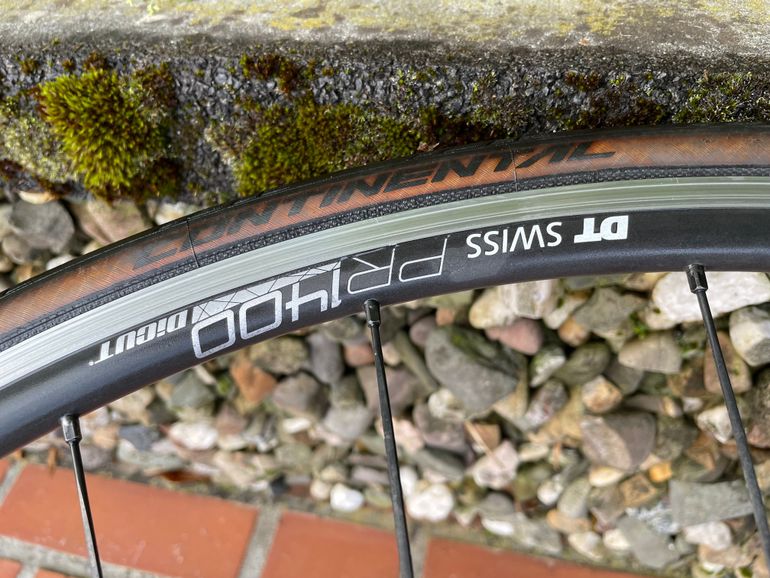 Cannondale SuperSix Evo Carbon Force Racing Edition 2015 Road & Gravel d'occasion — image 3 sur 10