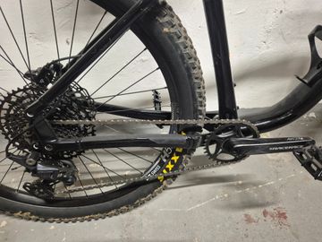 Salsa Coustom Made 2022 Mountainbike usato, Nero — immagine 2 di 3