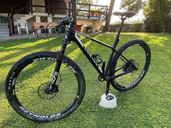 Gebrauchtes Canyon Exceed CF SL 7.0 2020 2020 Mountainbike, Schwarz, 29 — Bild 2 von 6