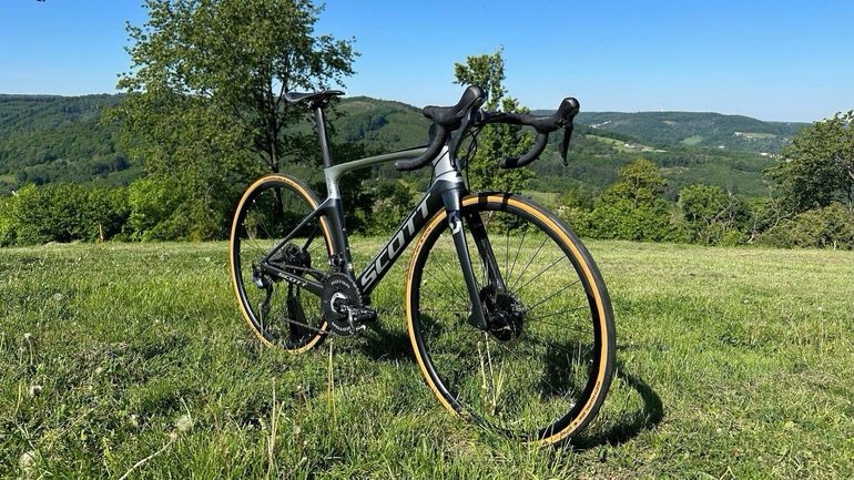 Brugt Scott Foil 20 disc silver/black 2019 2019 Road & Gravel — billede 2 af 17
