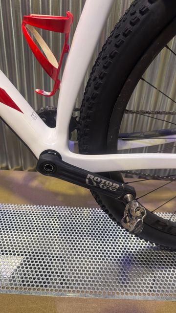 Used Trek Procaliber 9.8 2021 2021 Mountainbike, White, 29 — image 6 of 11