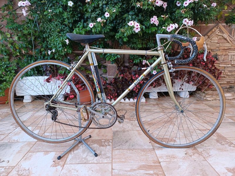 Used BH Alfa 1970 Road & Gravel, Orange — image 1 of 9